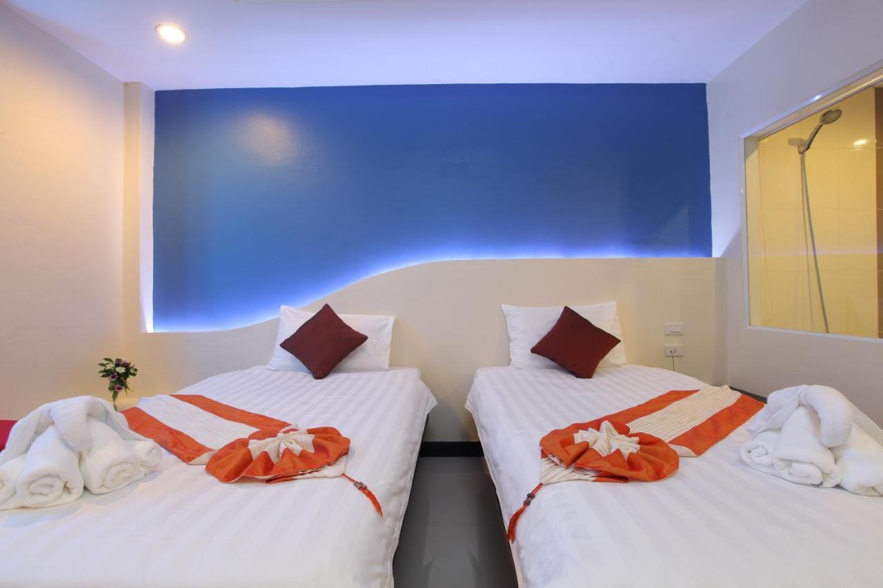 The Royal Palm Beach Front Patong Екстер'єр фото